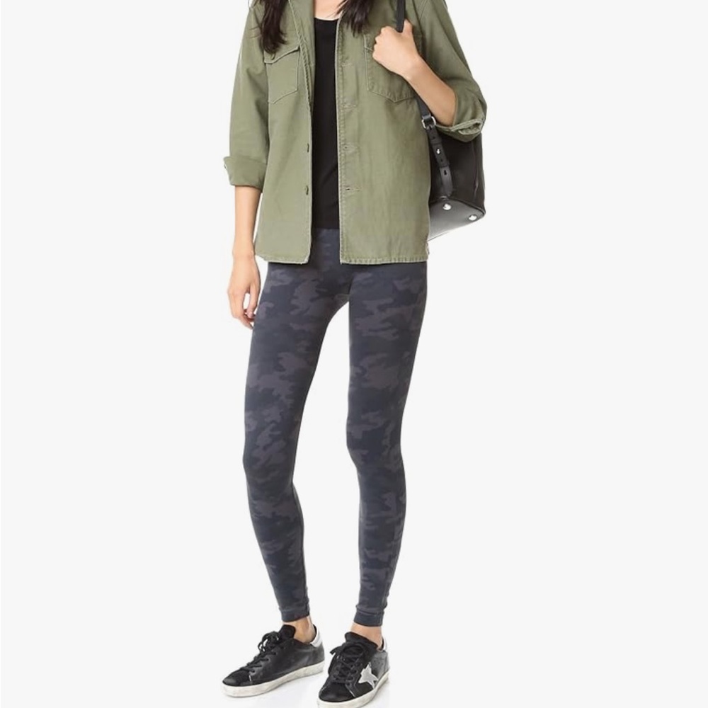 Spanx Camouflage Leggings Size Small